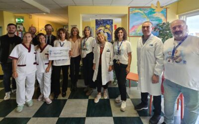 Più di 18mila euro per il progetto di Abio: consegnato l’assegno con il ricavato di “Artigiani per la vita”